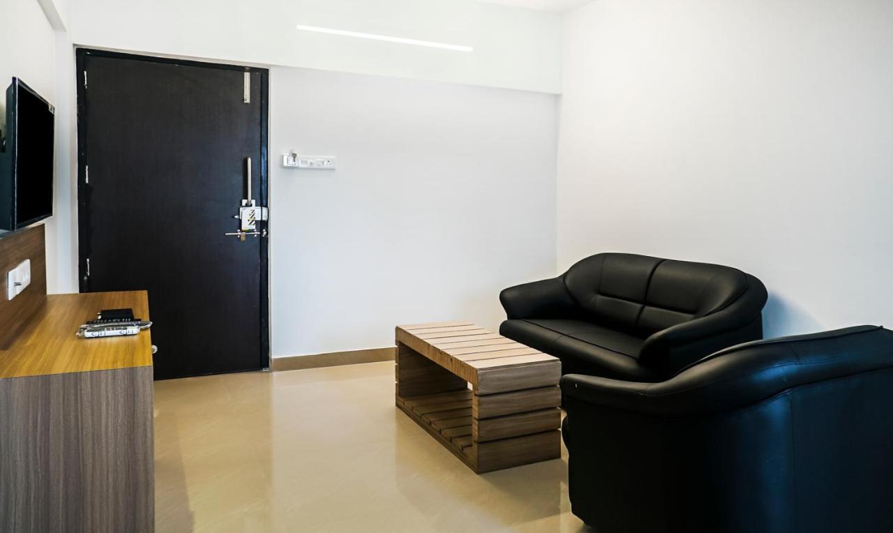 Treebo Luxe Suite, Shivaji Nagar プネ エクステリア 写真